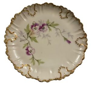 Vintage Floral Dinner Plate with Gold Trim